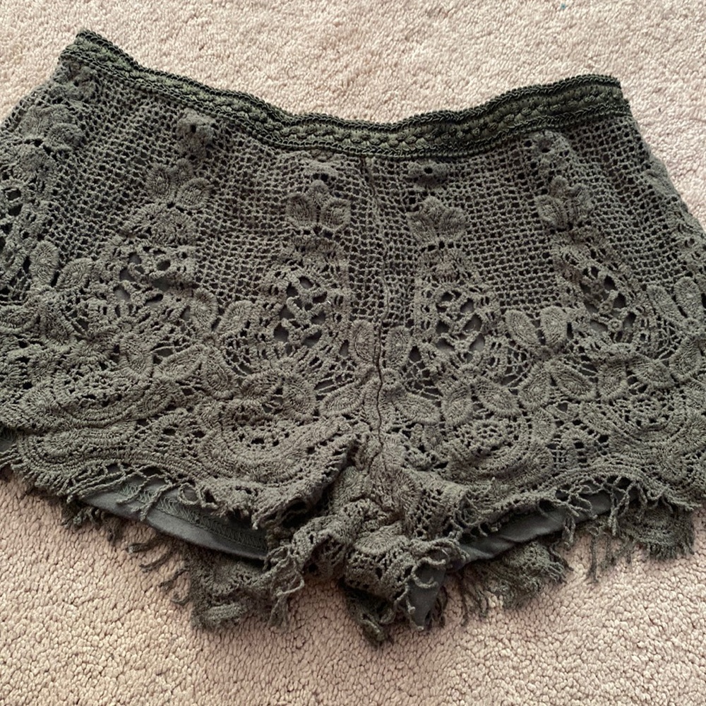 Crochet detail shorts